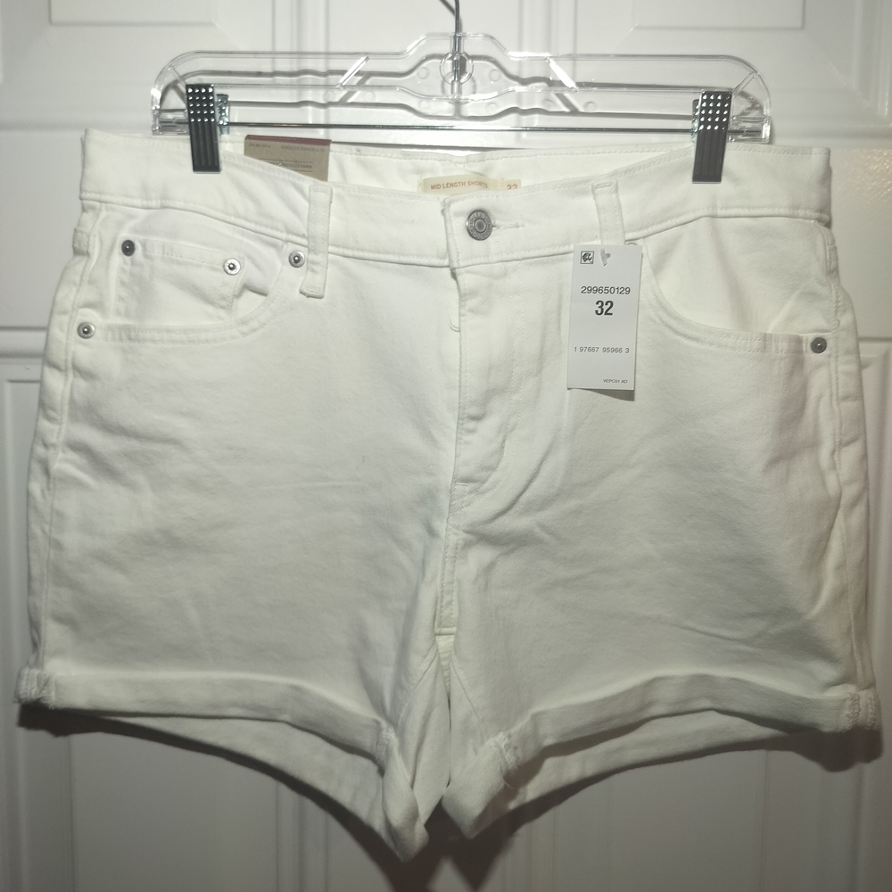 Levi’s Women’s White Denim Mid Length Shorts Size 32 Cuffed Hem New with Tags - Picture 6 of 7
